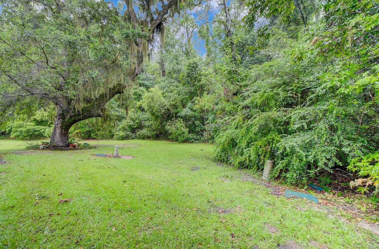 257 Grand Oaks Dr - Photo 3 of 38