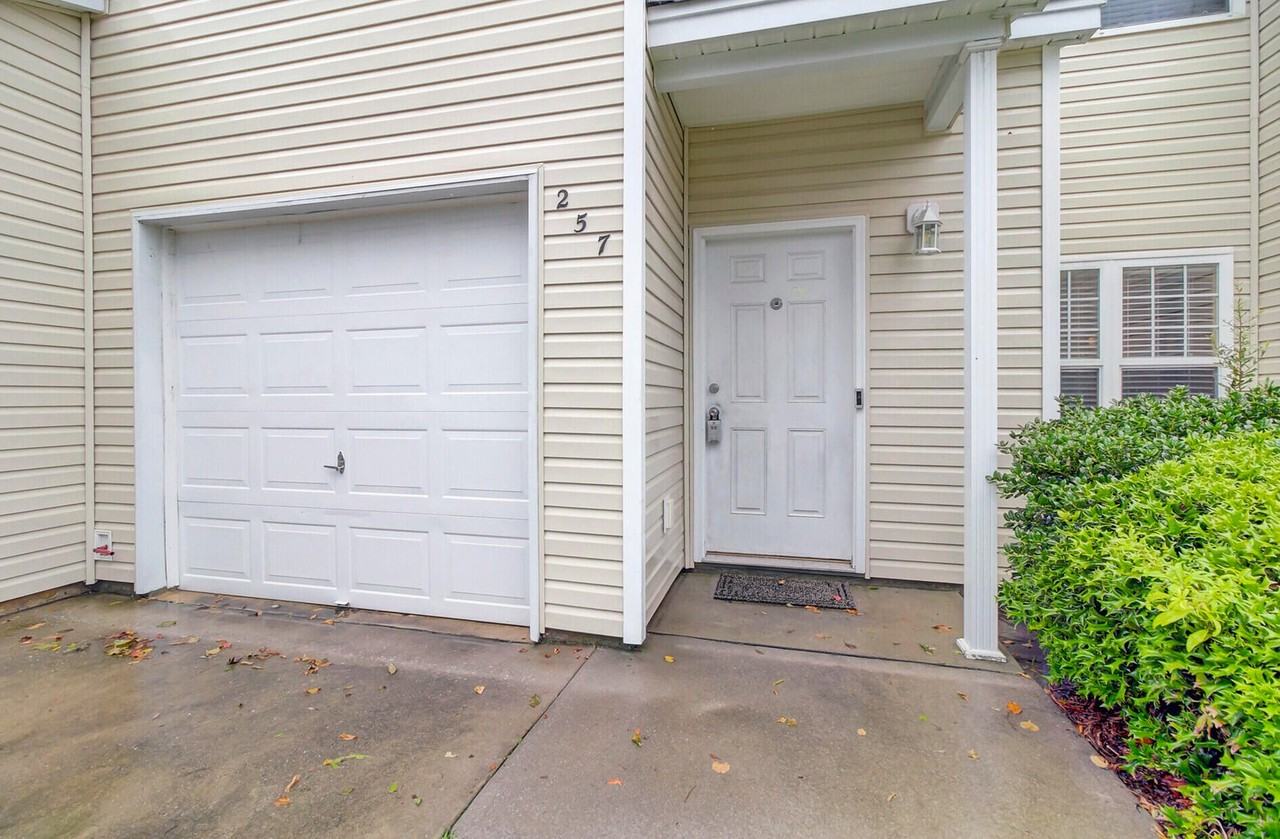 257 Grand Oaks Dr - Photo 7 of 38