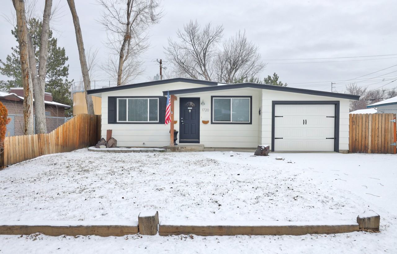 1720 S Taggart St - Photo 2 of 17