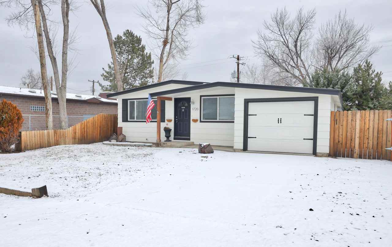 1720 S Taggart St - Photo 3 of 17