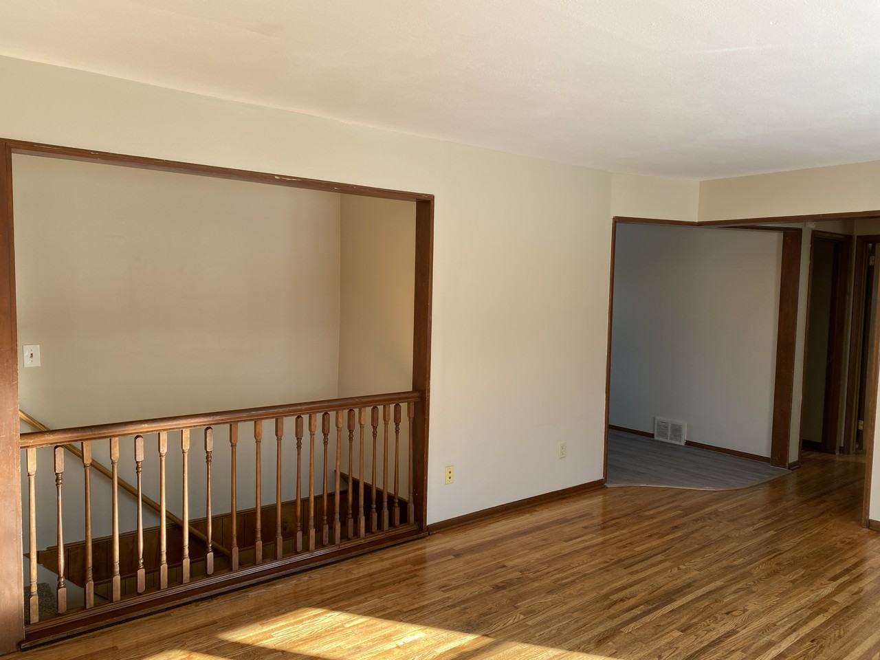 4906 Howe Ln - Photo 5 of 20