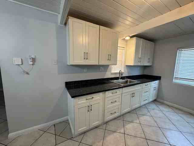 1976 La Jolla Dr - Photo 6 of 30