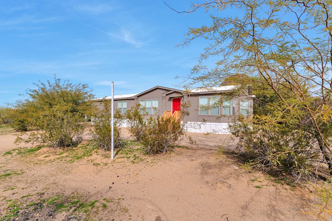 11140 W Windchime Dr - Photo 2 of 25