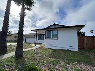 1455 Yosemite St - Photo 2 of 17