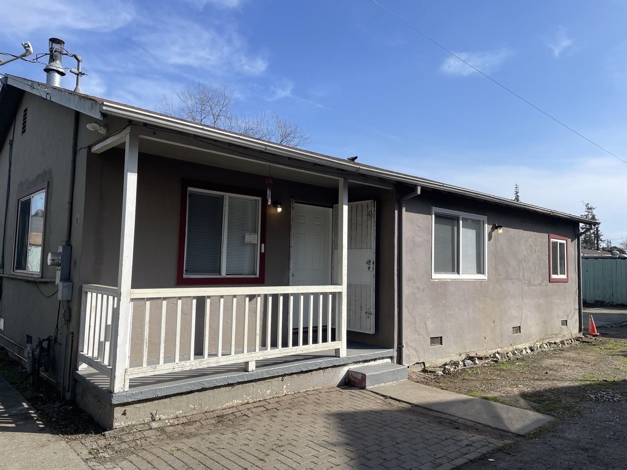 413 Laurel Ave #NA - Photo 2 of 17