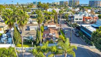 featured image of 602 Victoria Ave #A