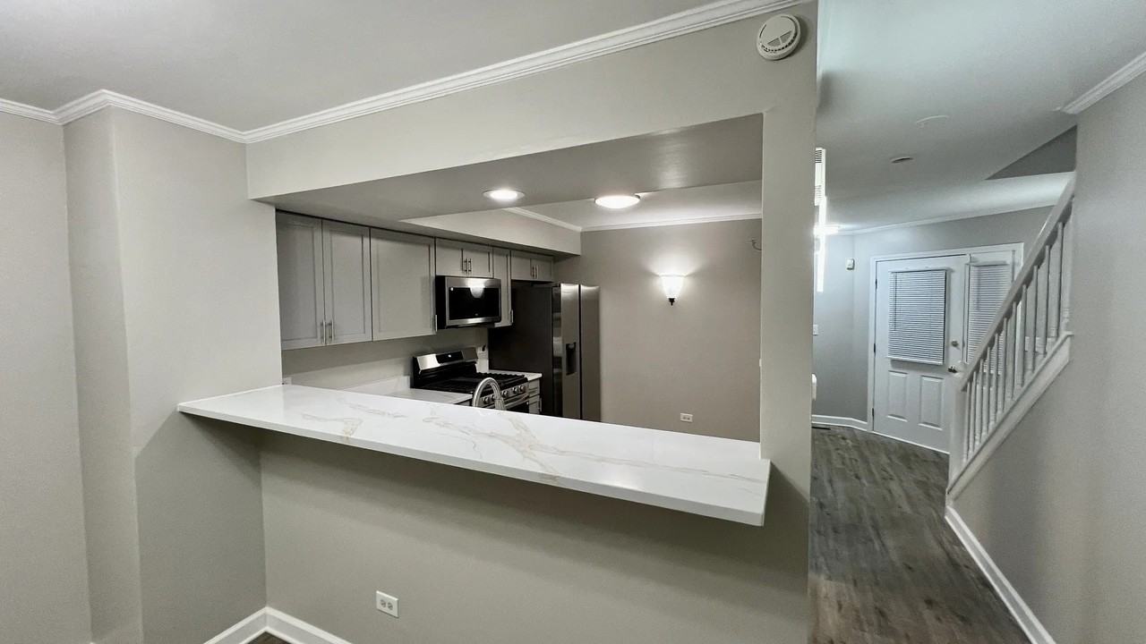 1926 Grove Ave #1926 - Photo 4 of 20