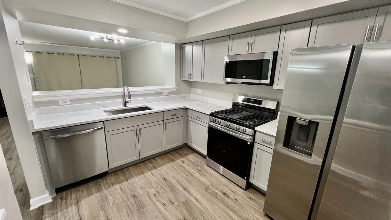 1926 Grove Ave #1926 - Photo 5 of 20