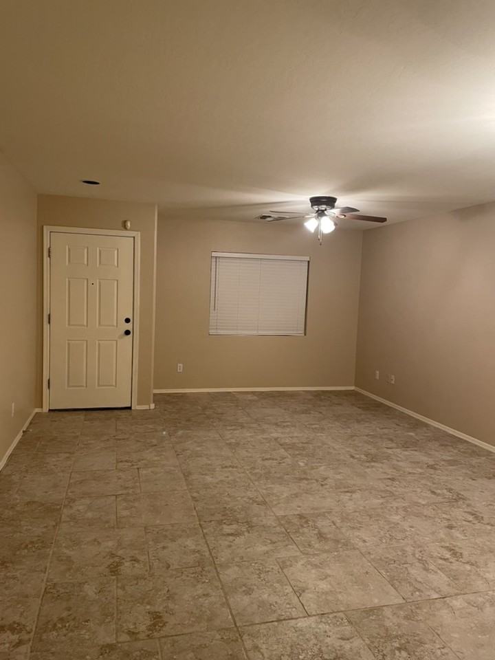 11546 W Longley Ln #NA - Photo 3 of 16