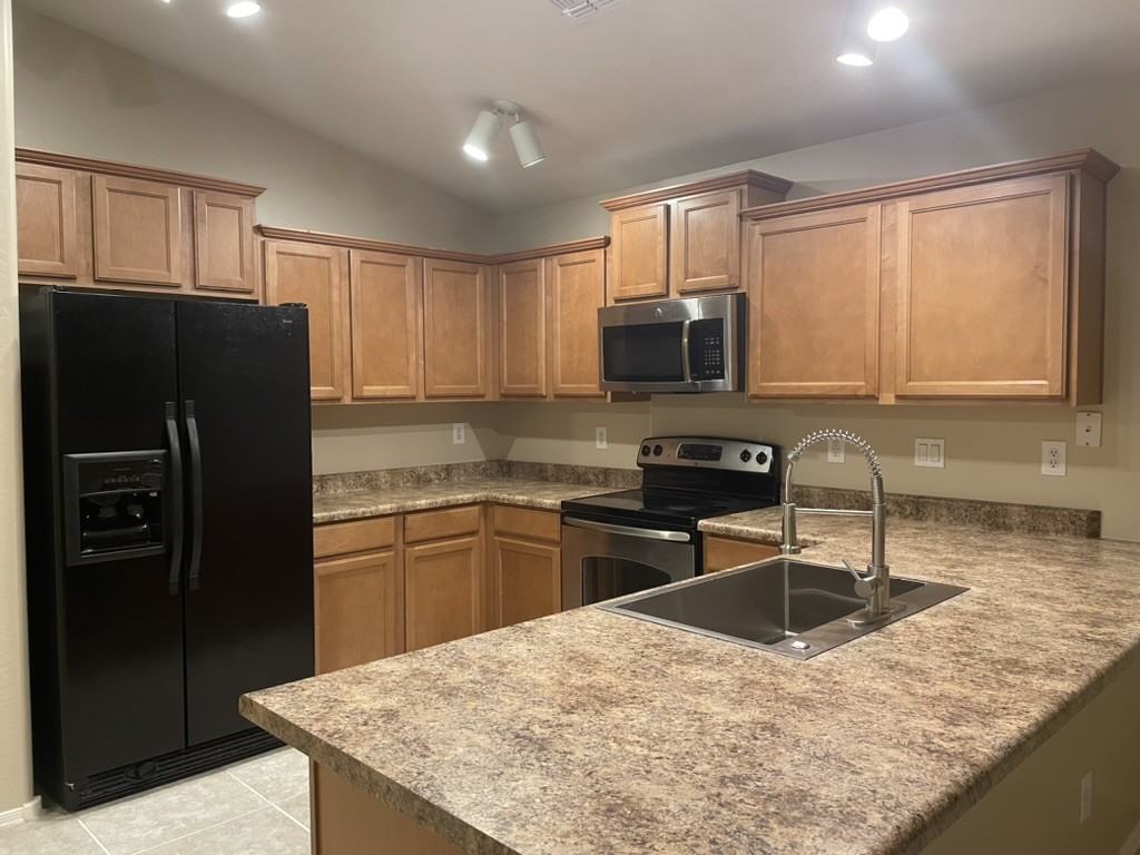 11546 W Longley Ln #NA - Photo 6 of 16