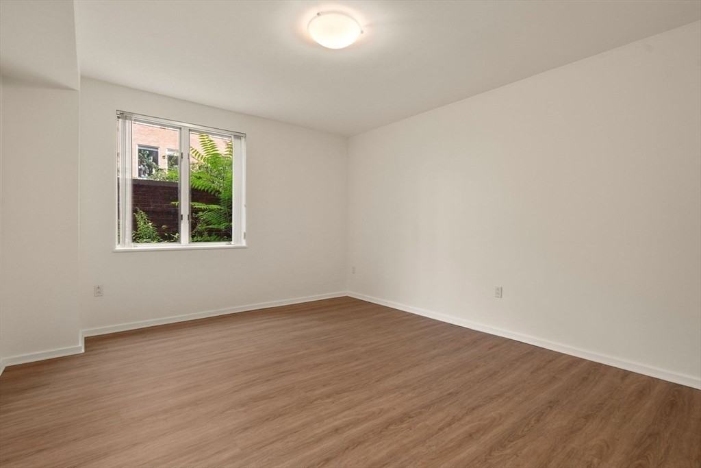 130 Mount Auburn St - Photo 7 of 25