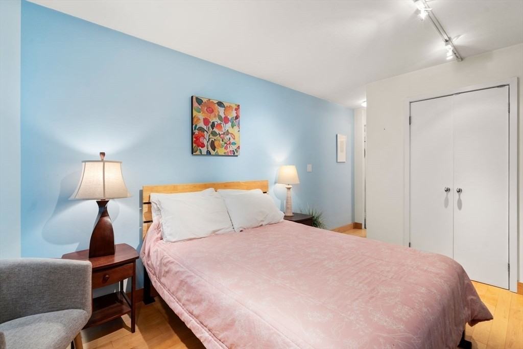 29 Concord Ave - Photo 5 of 18