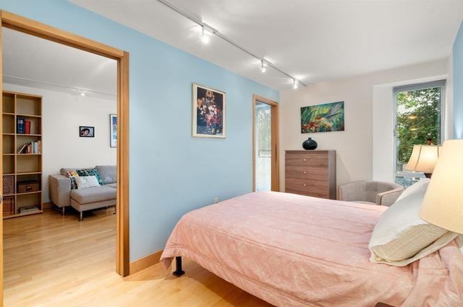 29 Concord Ave - Photo 6 of 18