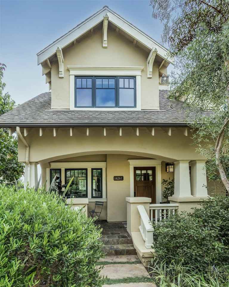 1426 Laguna St - Photo 4 of 22