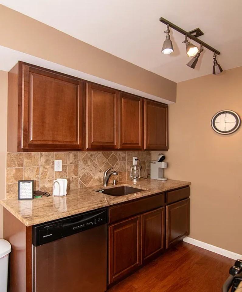 20 Meadow Pl - Photo 7 of 13