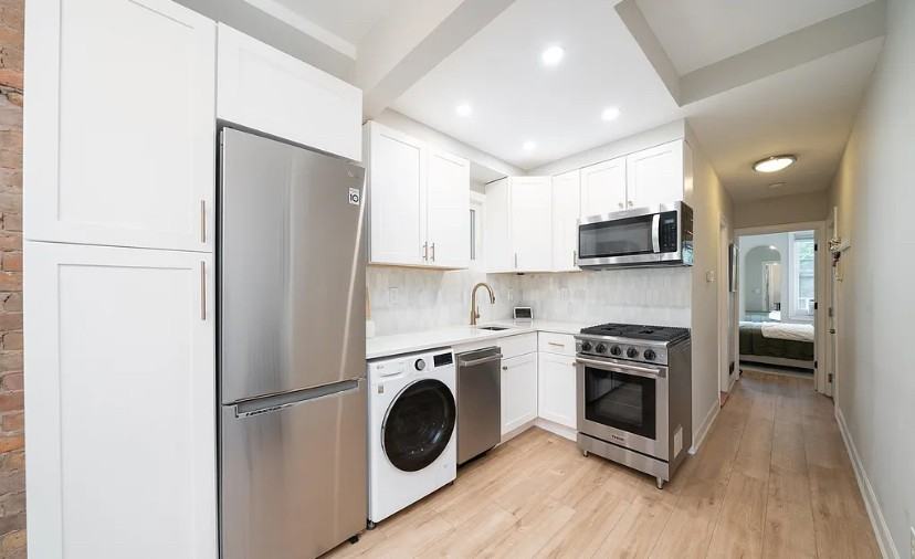 466 Monmouth St - Photo 6 of 14