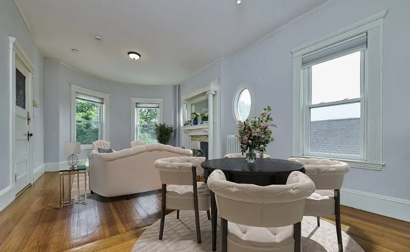 33 Adams St - Photo 2 of 17