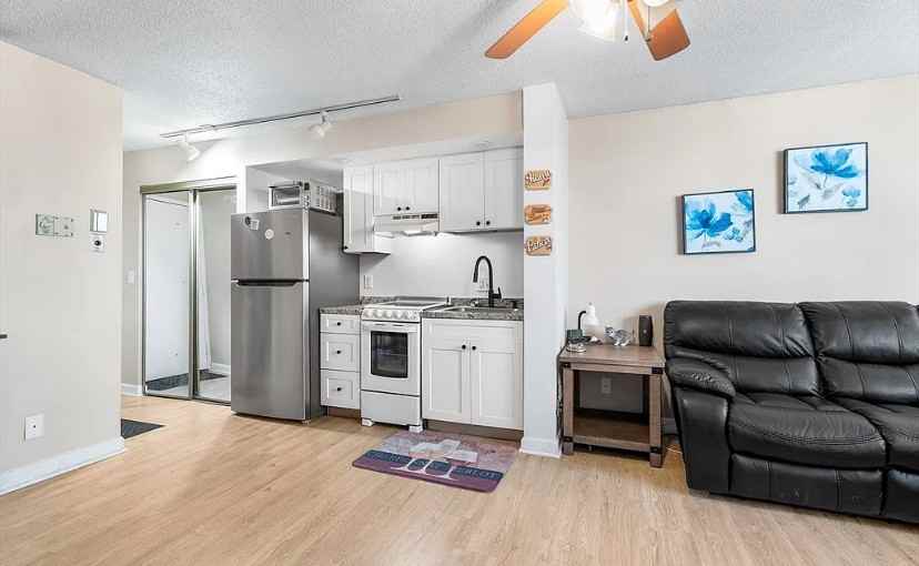 70 Southbridge St - Photo 2 of 14