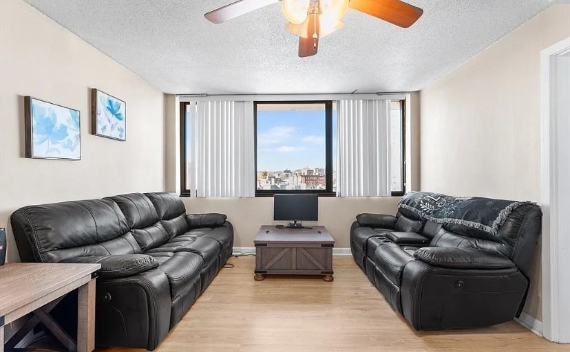 70 Southbridge St - Photo 4 of 14