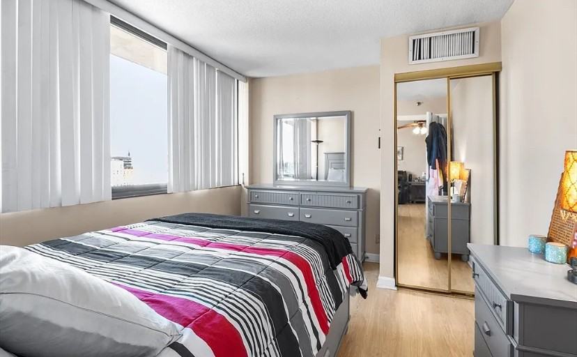 70 Southbridge St - Photo 7 of 14