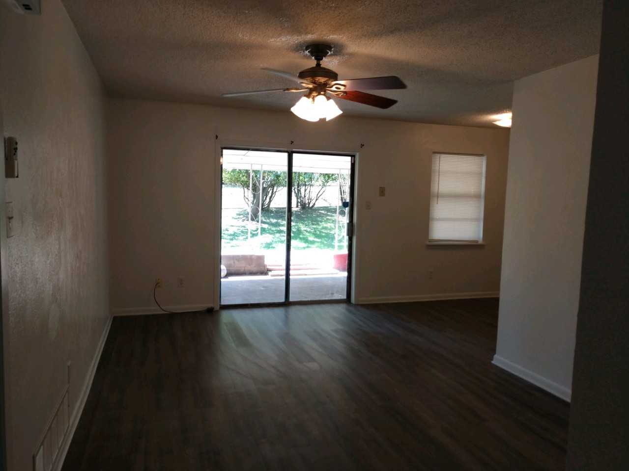 1201 Sublett Ave - Photo 5 of 10