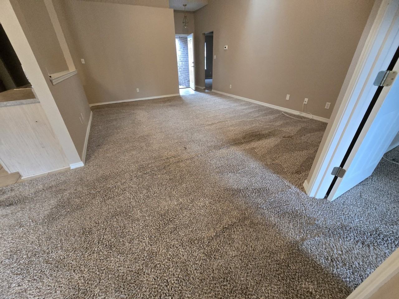 2488 Gulf Breeze Ave - Photo 3 of 26