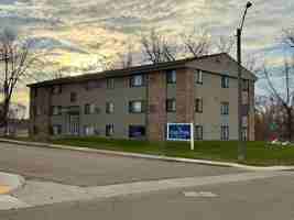 featured image of 145 4th St Sw