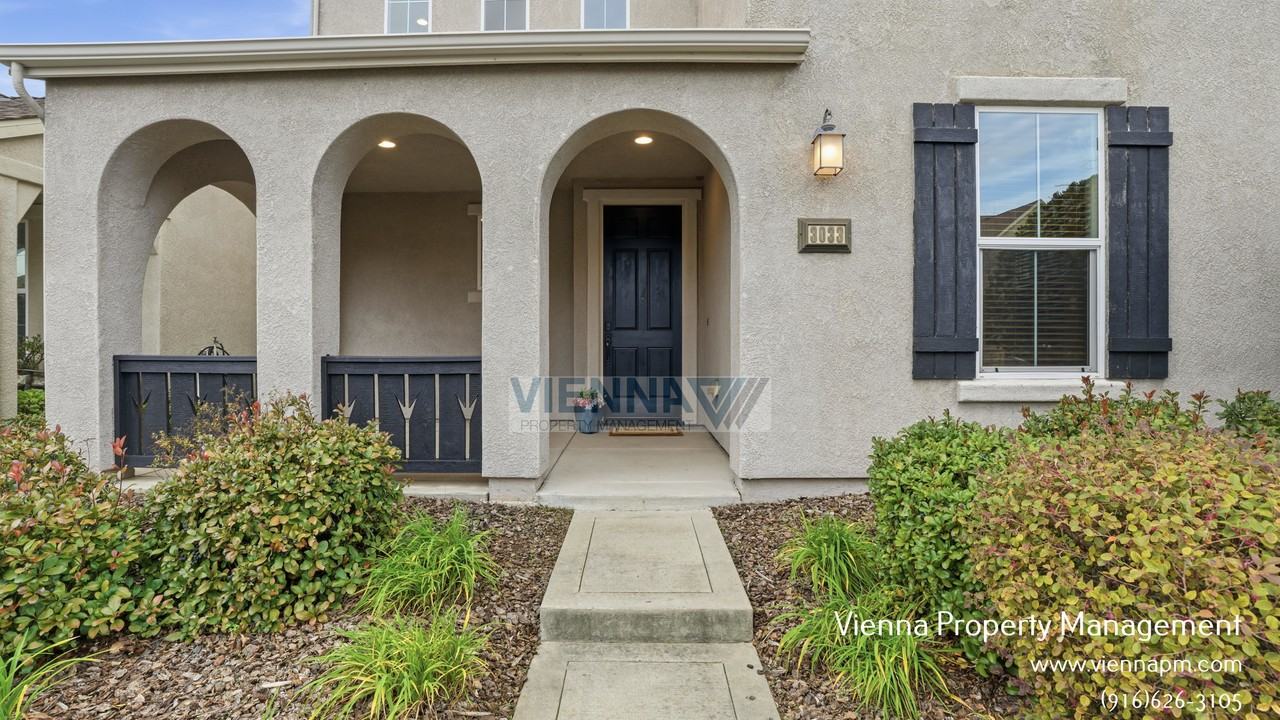 3033 Ardley Dr - Photo 3 of 37