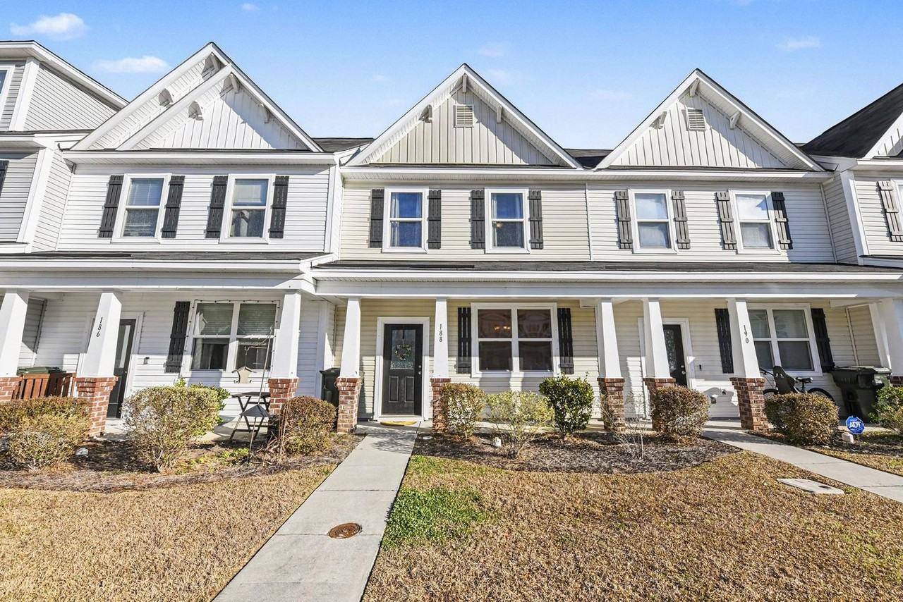 188 Woodward Rd - Photo 2 of 11