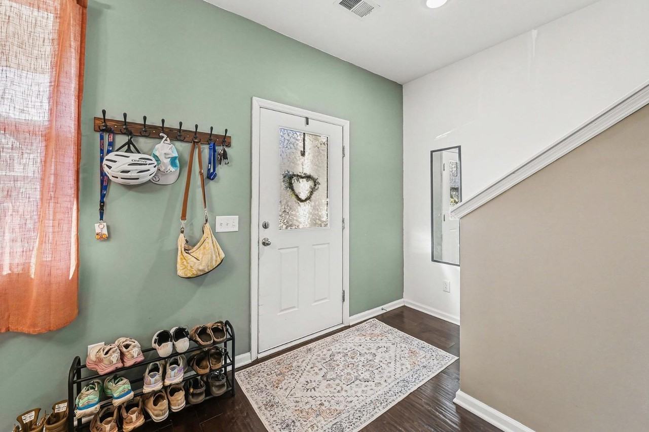 188 Woodward Rd - Photo 3 of 11