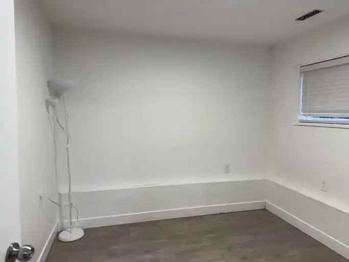 14165 Park Dr - Photo 3 of 6