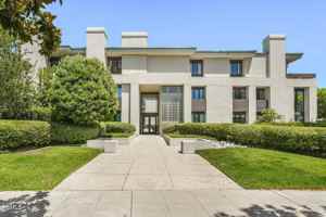 featured image of 300 S Orange Grove Blvd