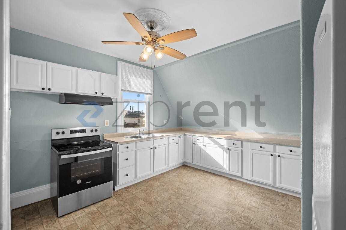 827 Georgia St #A - Photo 7 of 21