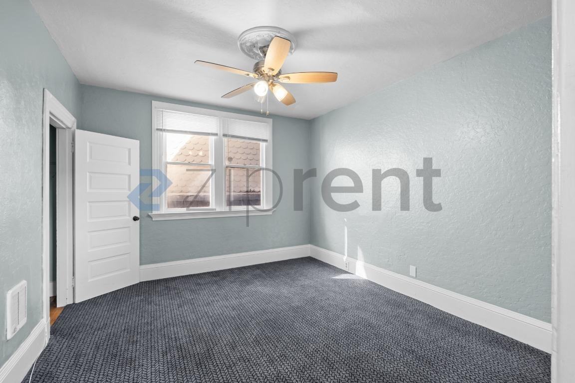 827 Georgia St #A - Photo 7 of 21