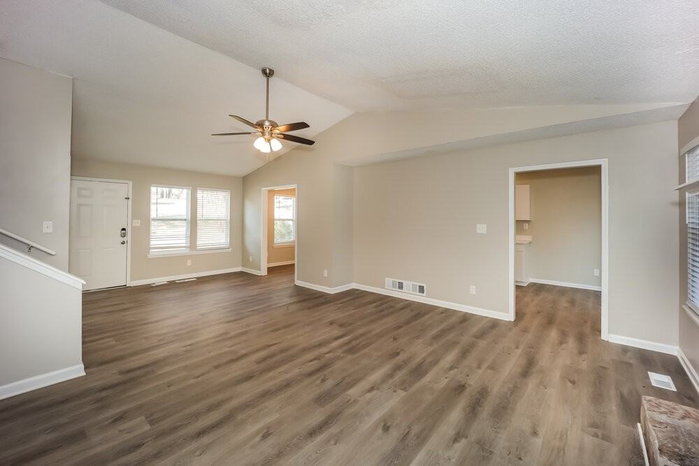 4110 Cranwood Dr - Photo 7 of 18