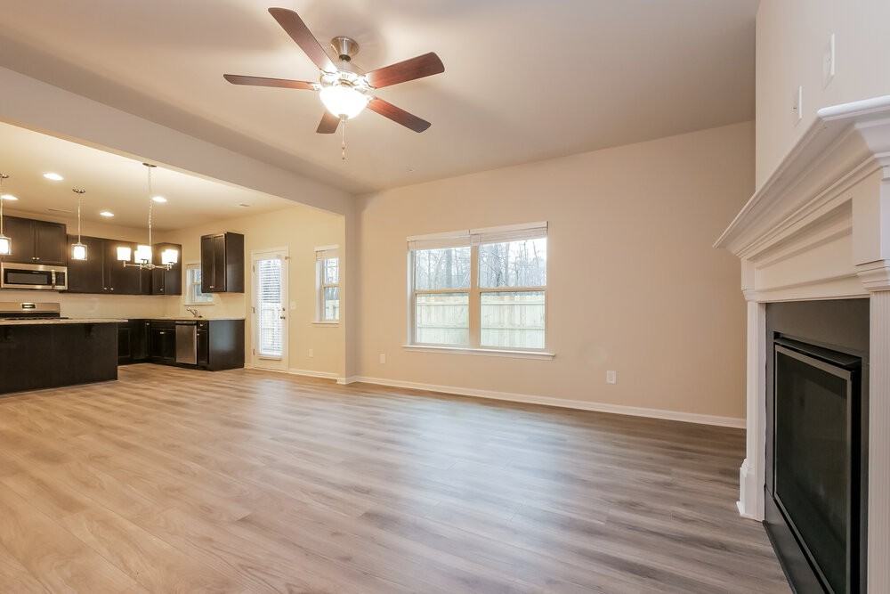 1012 Elswick Ln - Photo 5 of 17