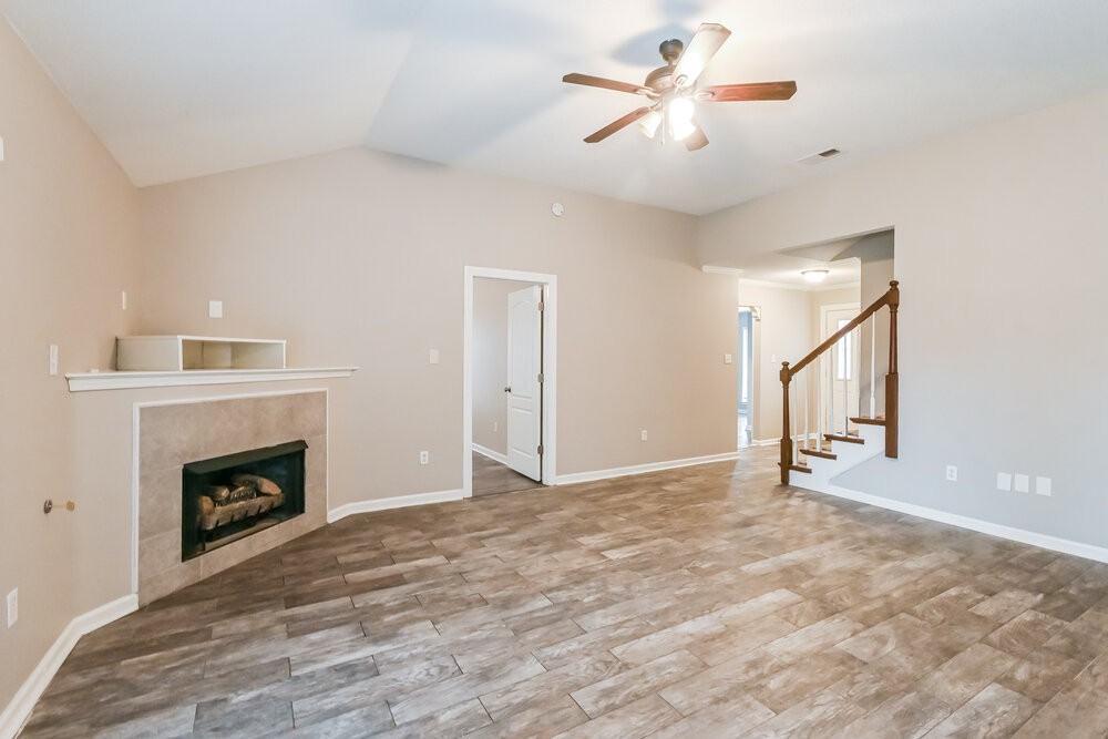 7882 Molly Meadow Cv - Photo 4 of 17