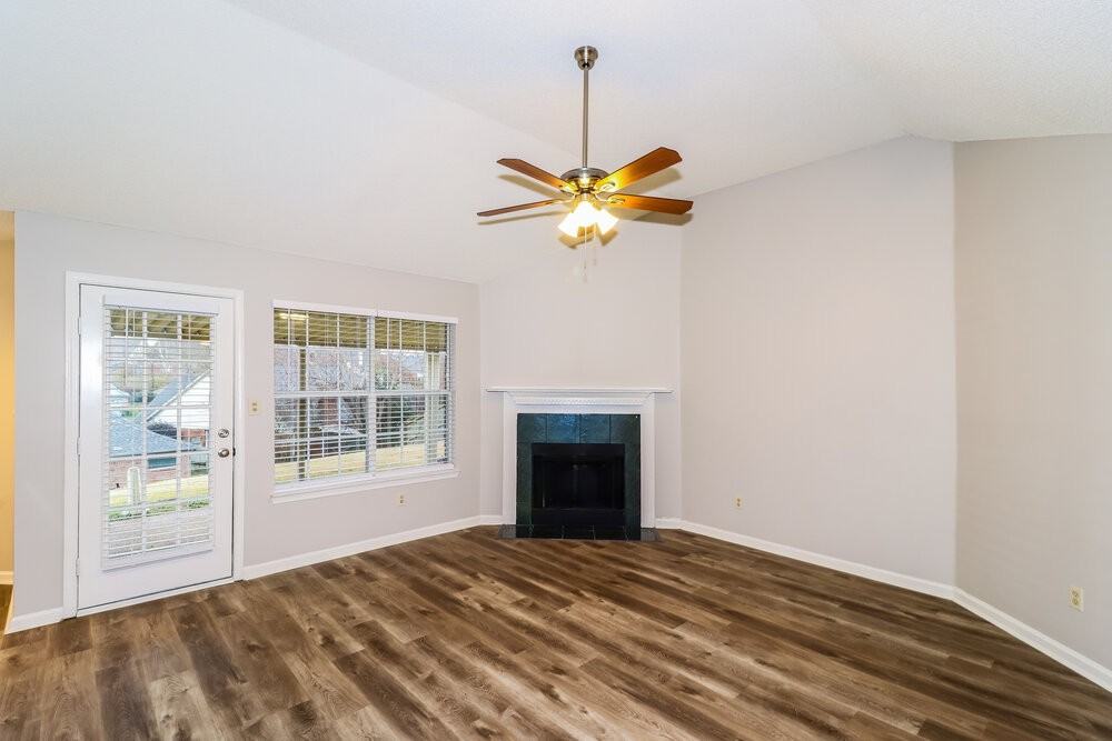 2204 Stone Stream Dr - Photo 5 of 16