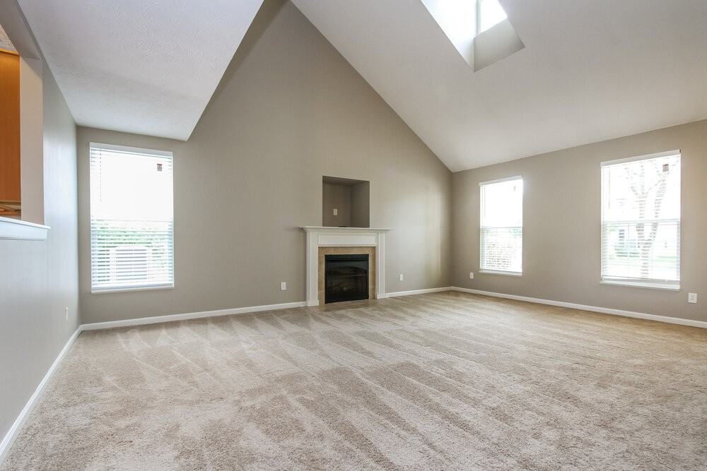 931 Kimberly Ave - Photo 4 of 15