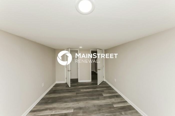 3539 Meadowview Dr - Photo 7 of 17