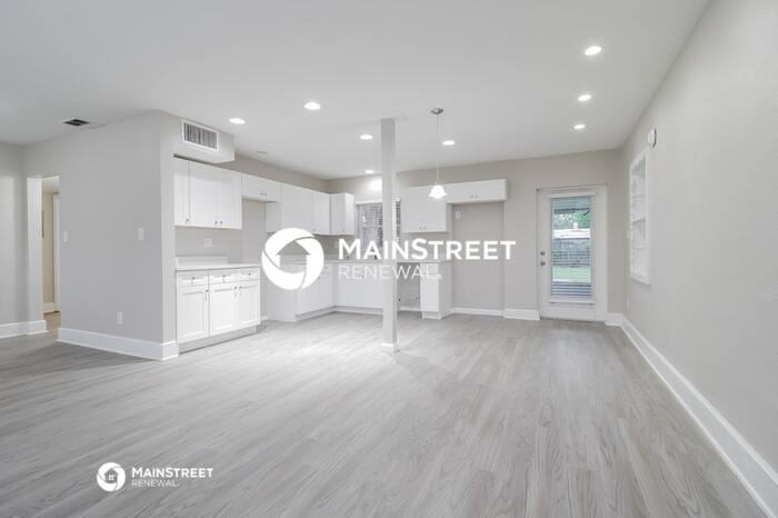 5963 Bamboo Dr - Photo 4 of 16