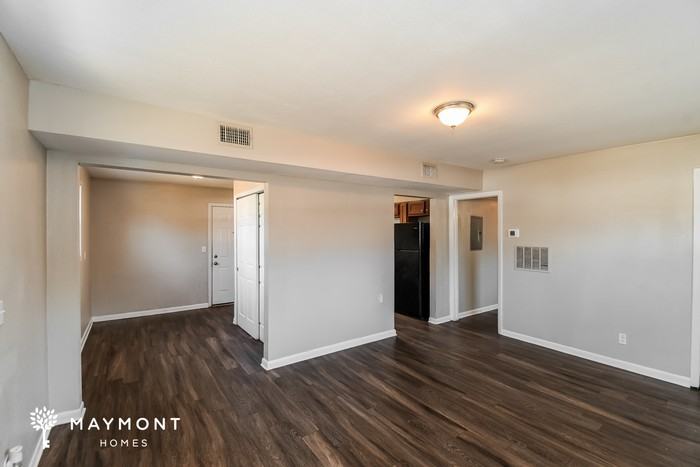 6916 Jack Horner Ln - Photo 6 of 14