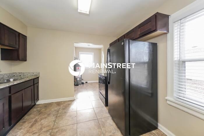 1504 Aletha Dr - Photo 7 of 15