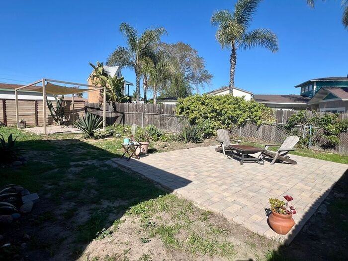 4431 Onondaga Ave - Photo 2 of 17