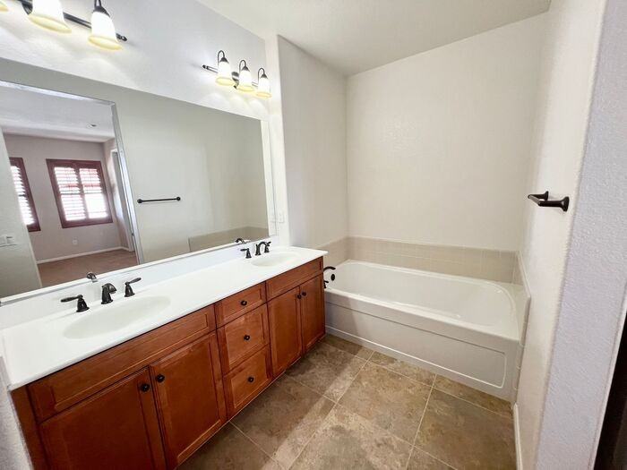 1721 Cripple Creek Dr #2 - Photo 5 of 20