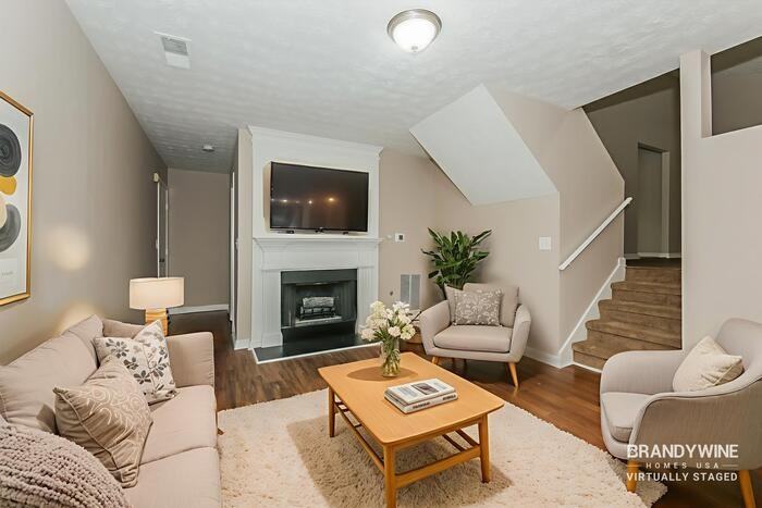 10445 Ivygate Ave - Photo 4 of 23