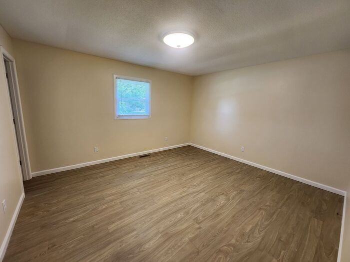 910 N 10th St #1525 - Photo 4 of 14