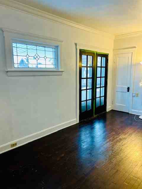 2027 Chesterland Avenue - Photo 4 of 16