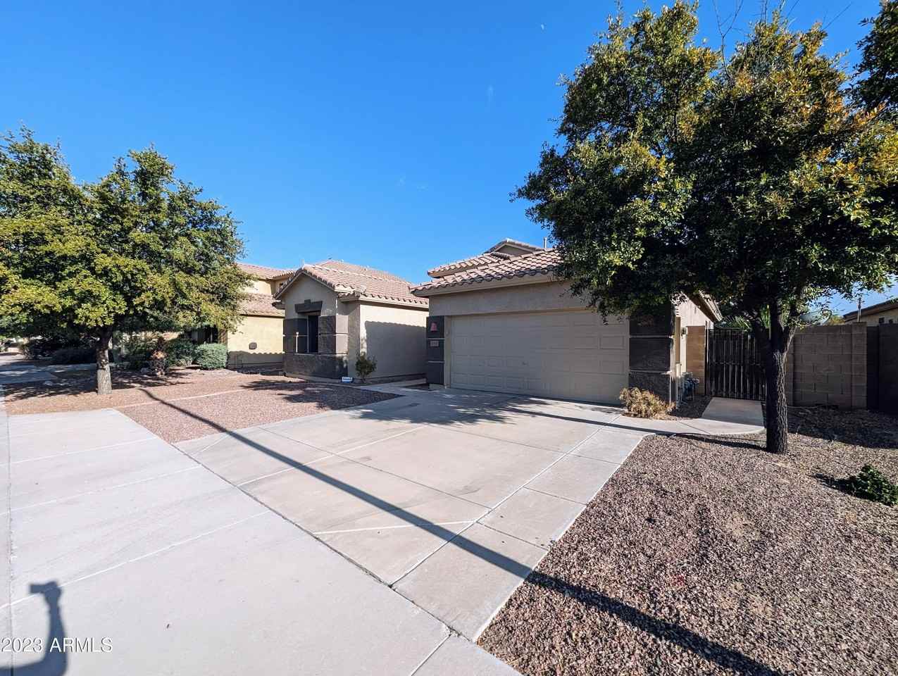 12621 W Modesto Dr - Photo 3 of 50