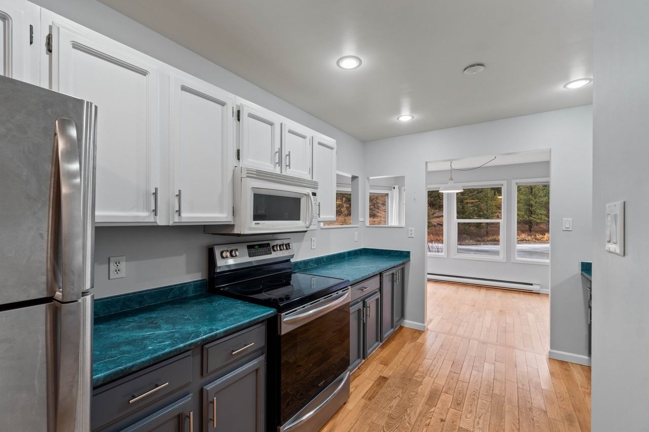 1801 Paul Lake Rd #35 - Photo 4 of 20